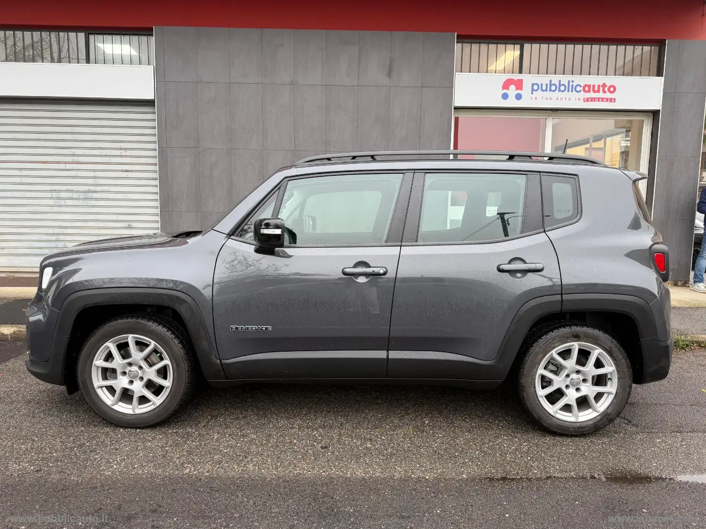 Jeep Renegade 1.5 T4 MHEV Limited Gri - 2