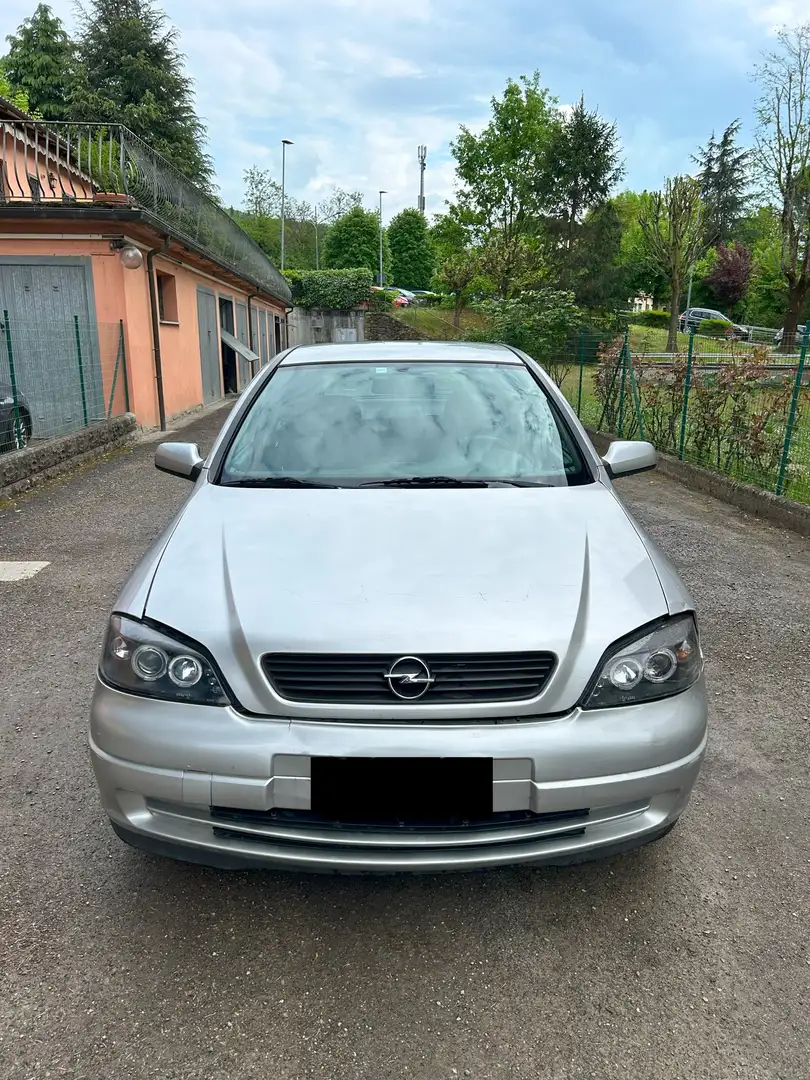 Opel Astra 1.2 - 2