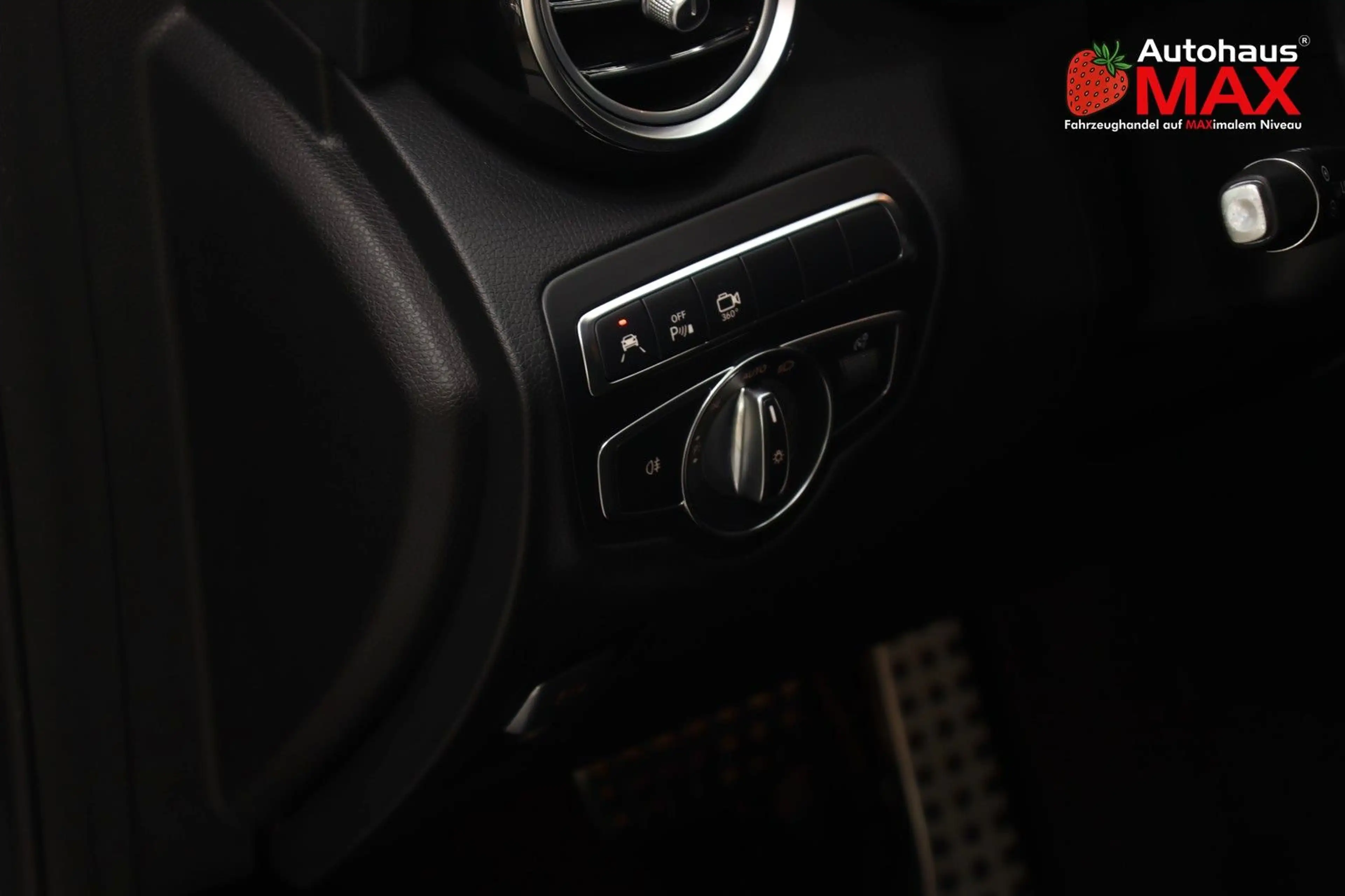Mercedes-Benz GLC 250 d 4Matic AMG ~360Kam~TotW~Navi~SZH~Tempo — photo 14