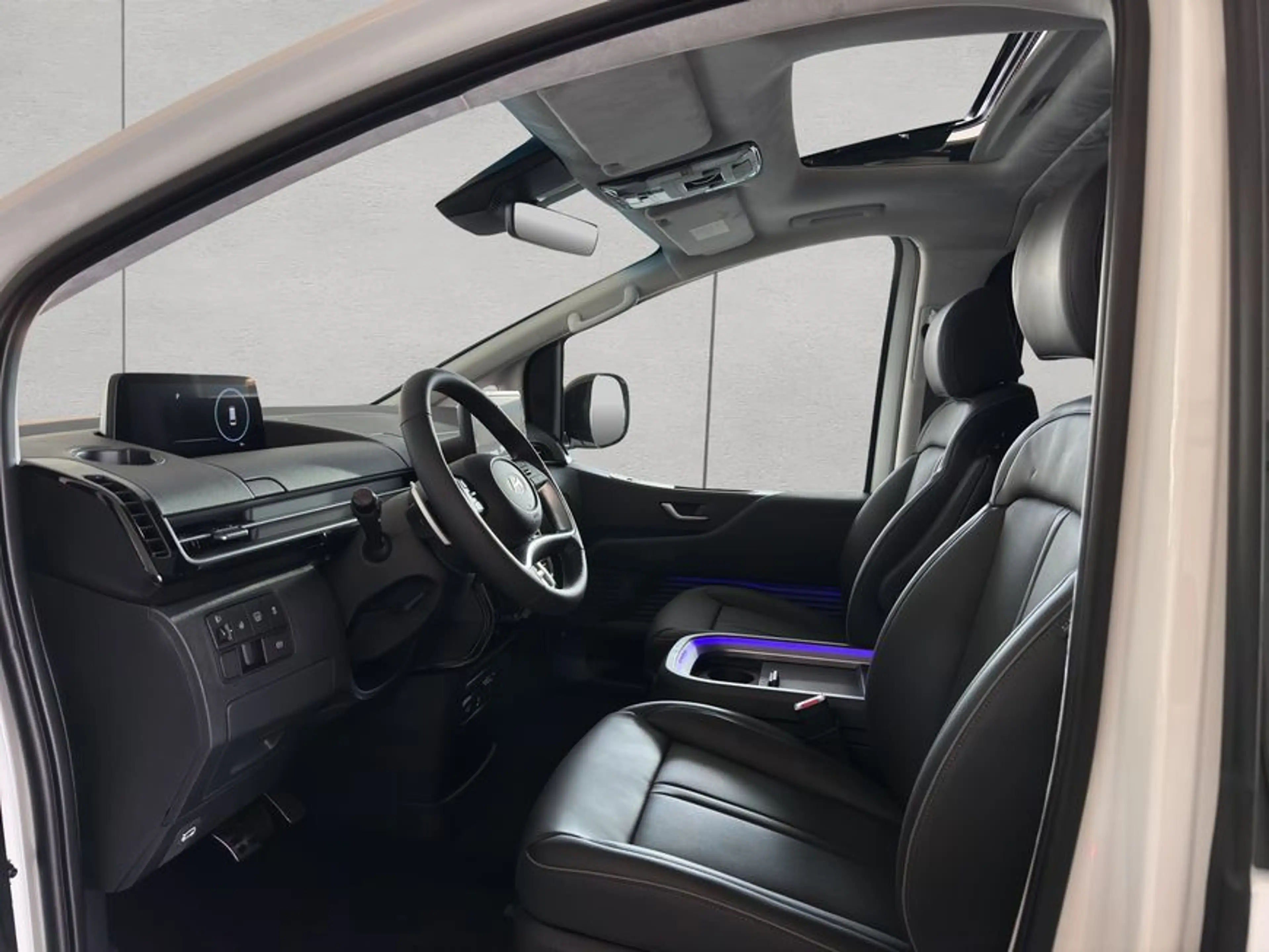 Hyundai STARIA STARIA 1.6 T-GDI HEV Signature 118 kW, 5-türig — photo 10