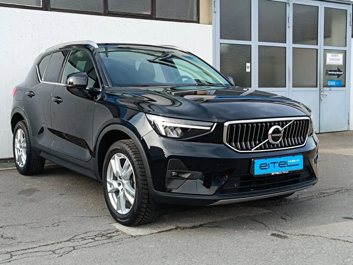 Volvo XC40 B3 Plus Bright Vollleder Kamera LED TWA LHZ Schwarz - 2