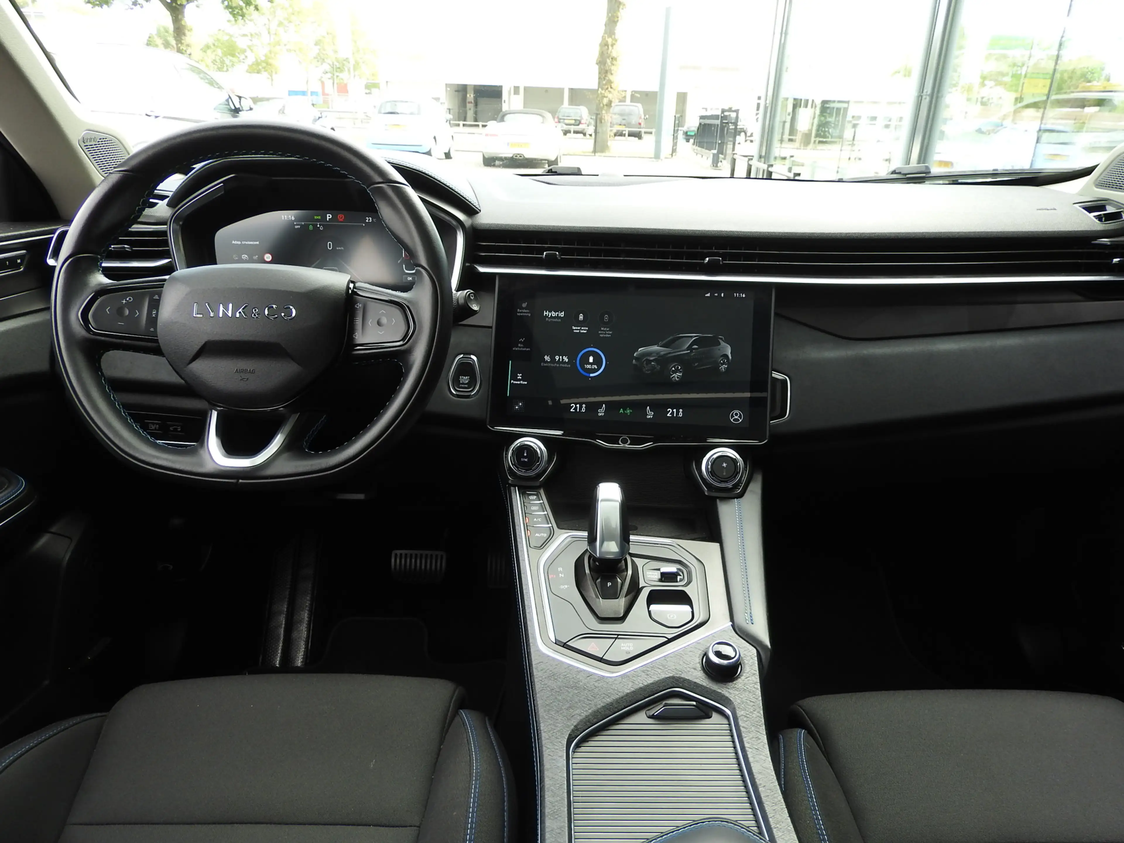 Lynk & Co 01 1.5 PHEV BlackStyle, Panoramadak, 360 Camera, Memo — photo 9