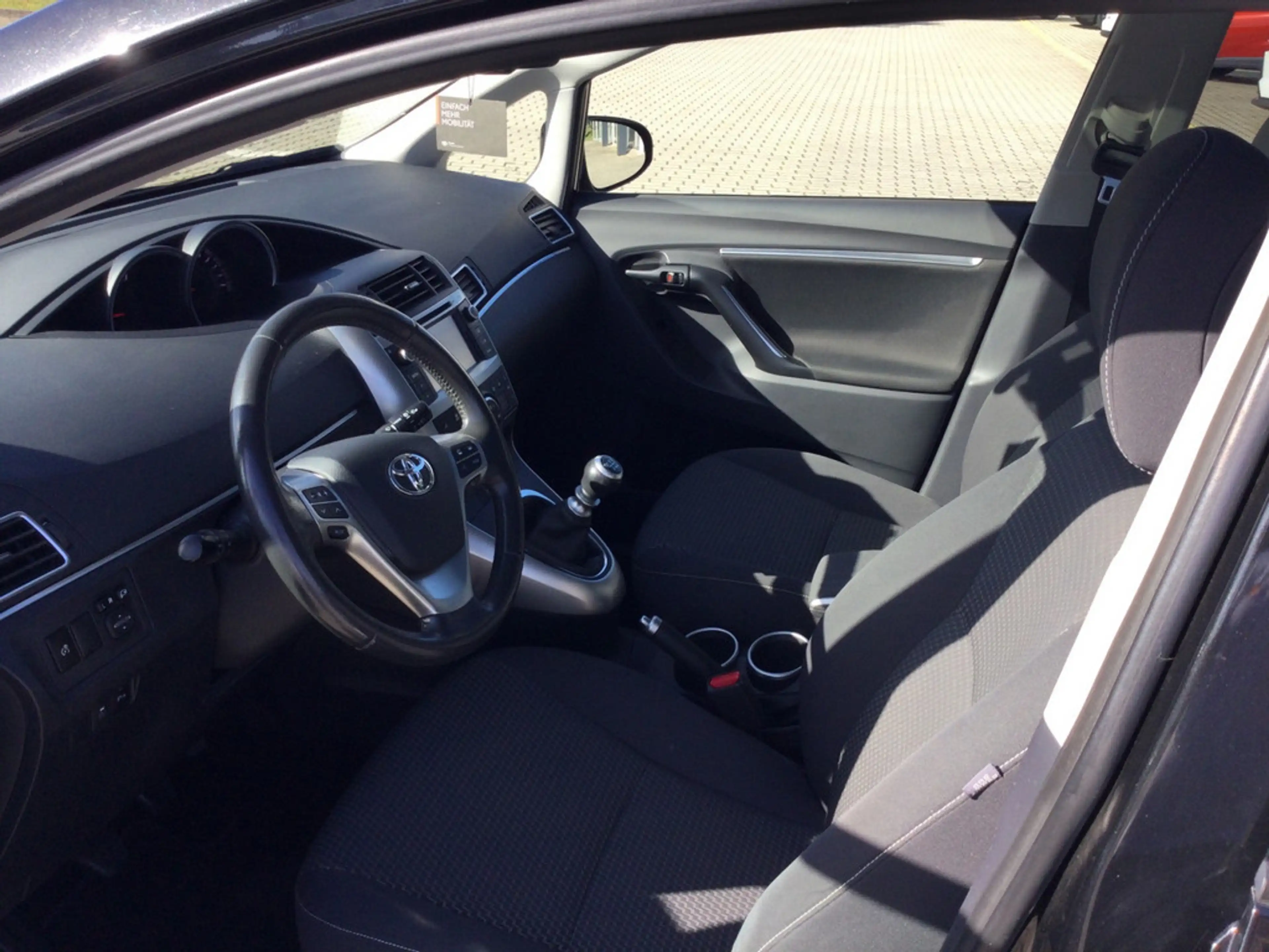 Toyota Verso 1.8 SkyView Edition XENON FACEL. PANO — photo 10