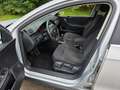 Volkswagen Passat 2.0/GARANTIE/TÜV08.26/NAVI/PDC/TEMP./SHZ Silber - thumbnail 5