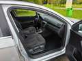 Volkswagen Passat 2.0/GARANTIE/TÜV08.26/NAVI/PDC/TEMP./SHZ Silber - thumbnail 12