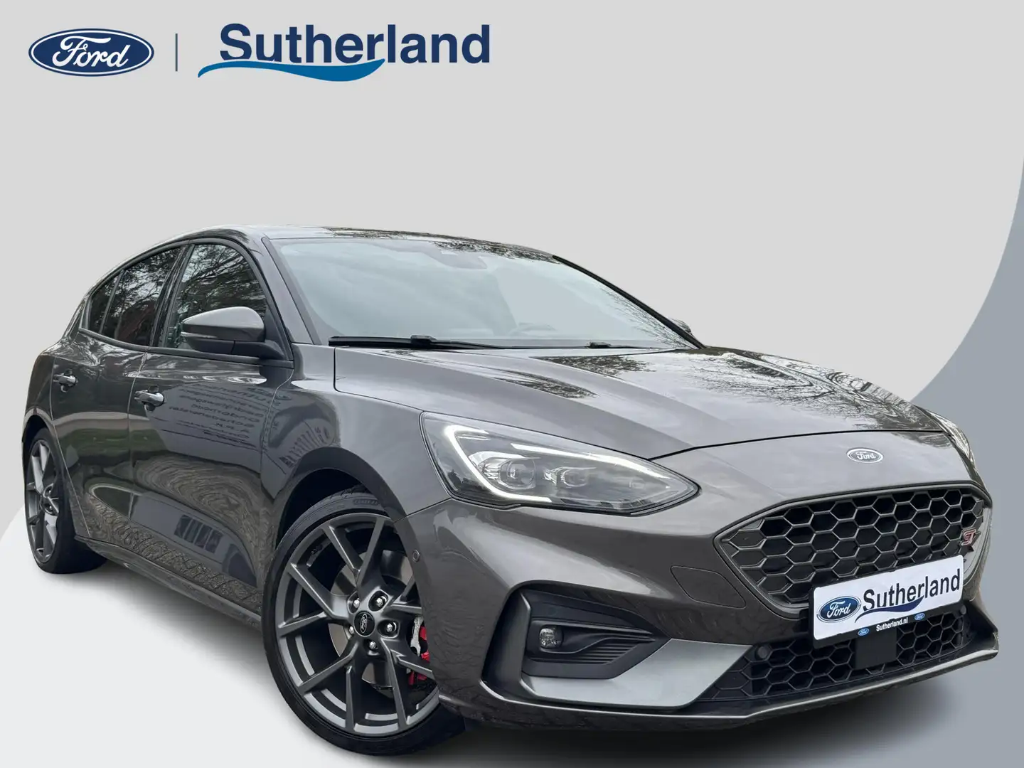 Ford Focus 2.3 EcoBoost ST-3 280pk | Winter Pack | Adaptive L Grijs - 1