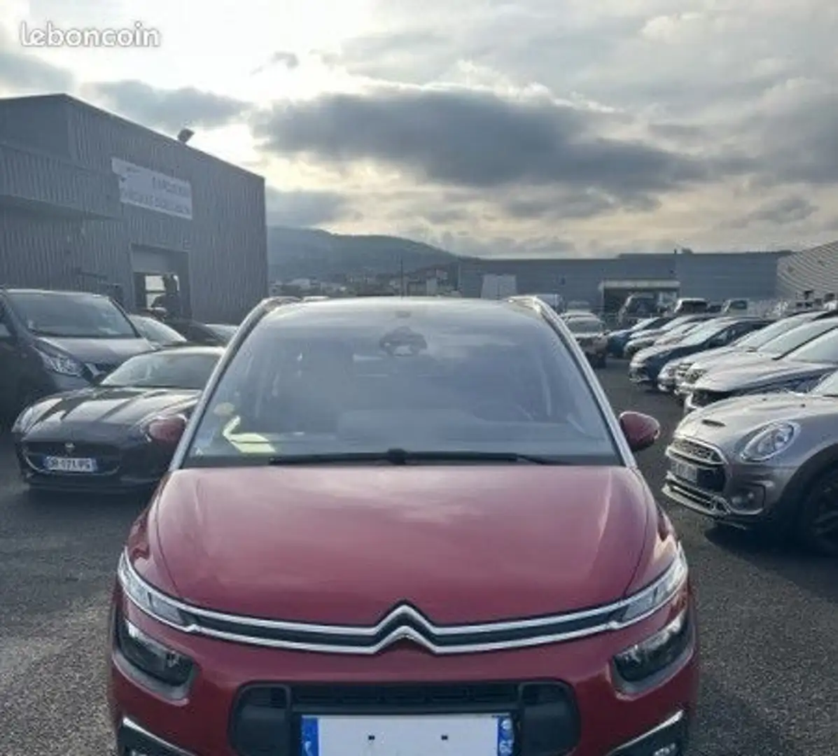 Citroen C4 Picasso GRAND BLUEHDI 120CH BUSINESS + S&S 98G Rouge - 2