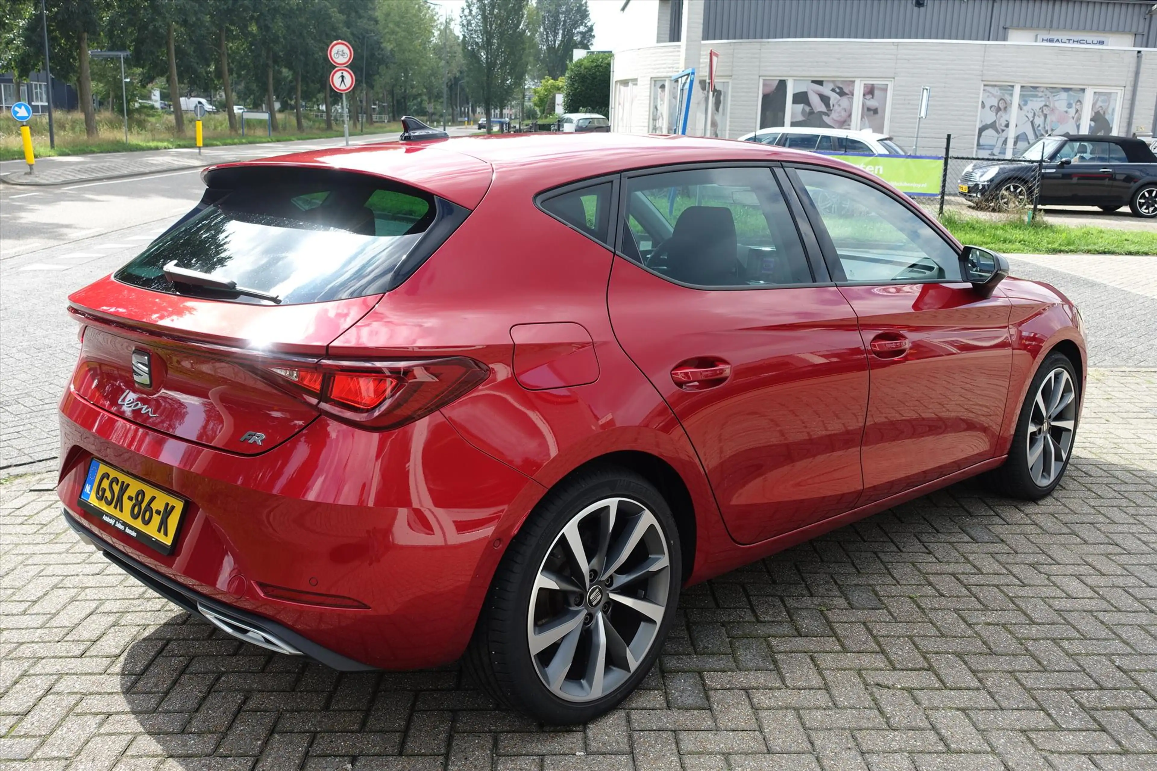 SEAT Leon 1.5 eTSI 150pk DSG-7 FR Business Intense | CAMERA — photo 4