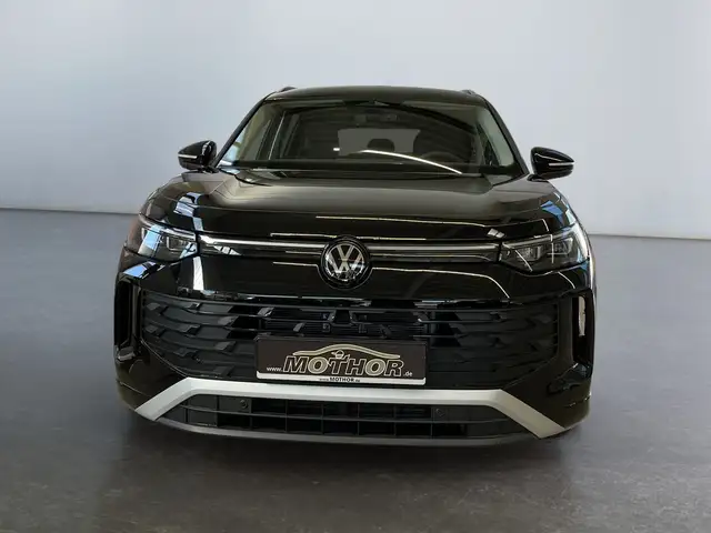 Volkswagen Tayron view 6