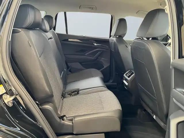 Volkswagen Tayron view 11