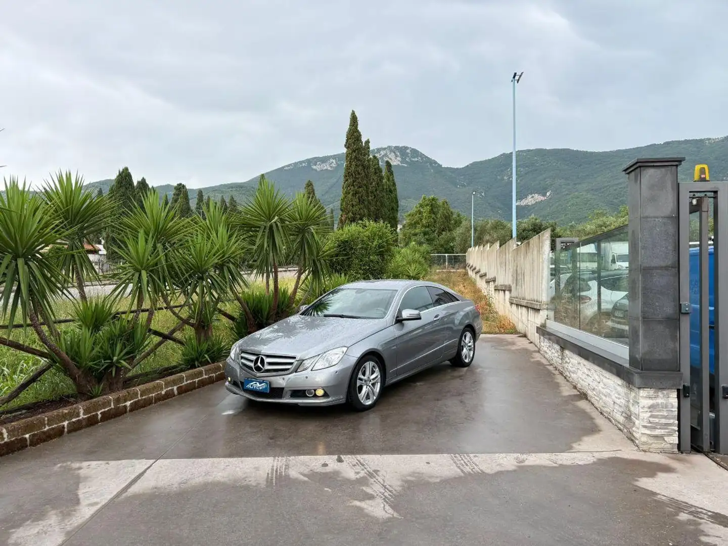 Mercedes-Benz E 250 250 CDI CoupÃ© BlueEFFICIENCY Avantg. Grigio - 1
