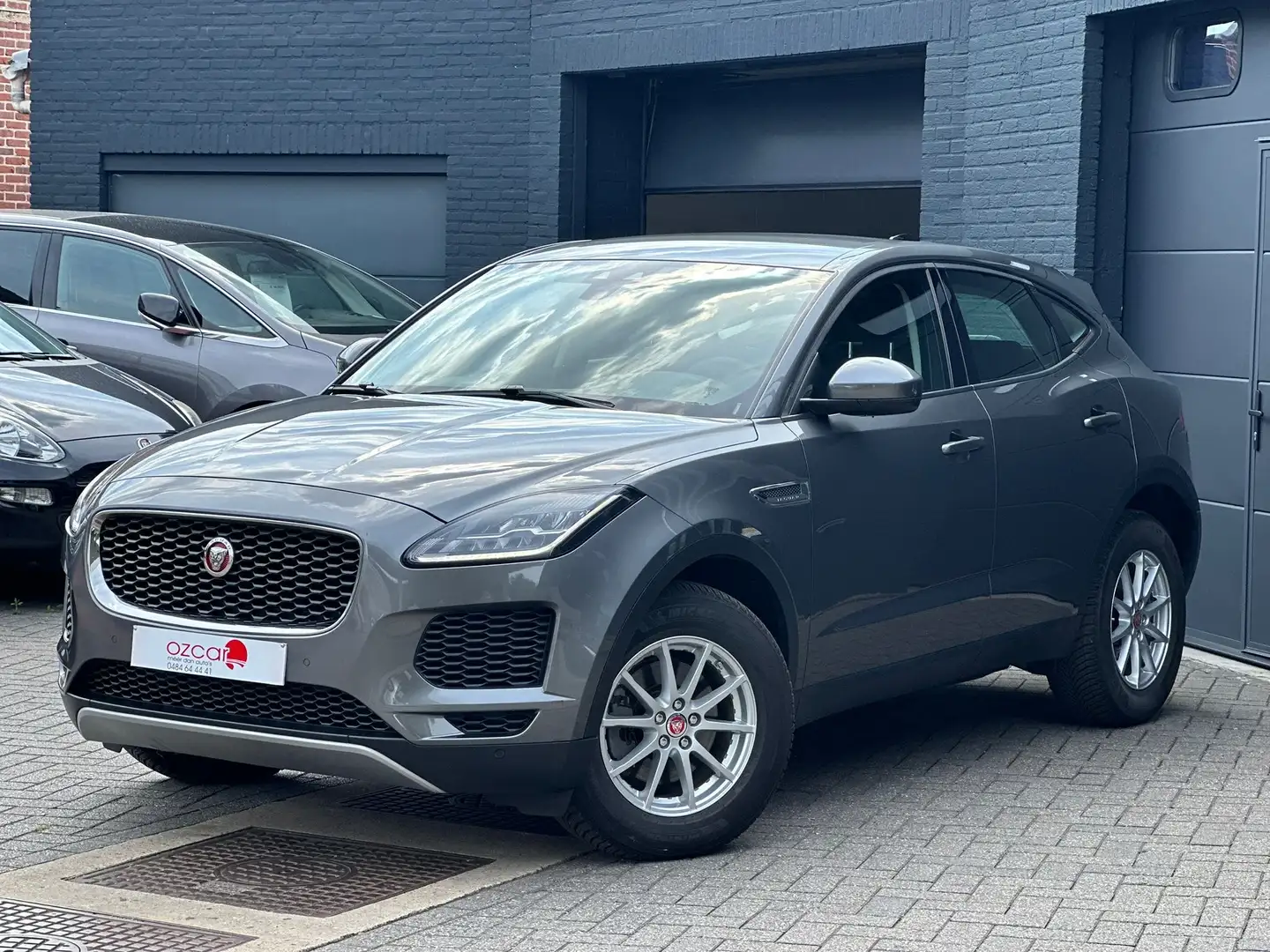 Jaguar E-Pace 2.0D 4x4 Aut.Gps.Cam.Stoelverw.Cruise*1JGarantie* Gris - 1