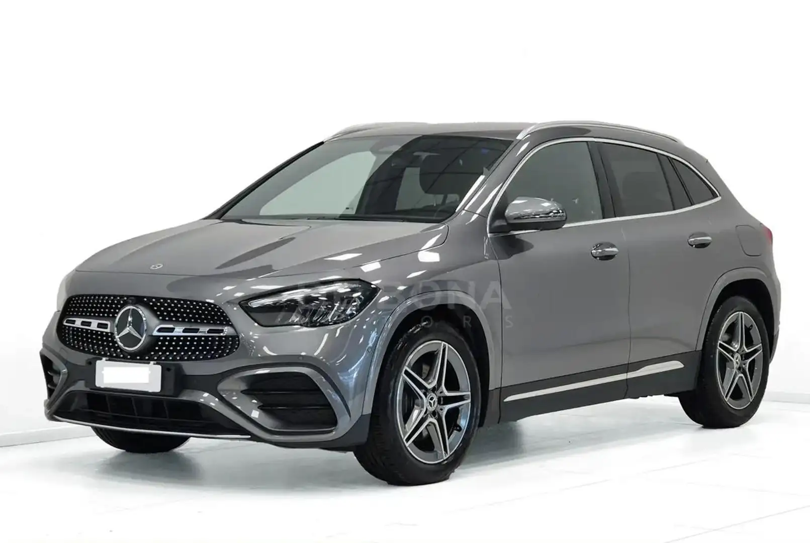 Mercedes-Benz GLA 200 d Automatic 4Matic AMG Line Advanced Plus Grau - 1