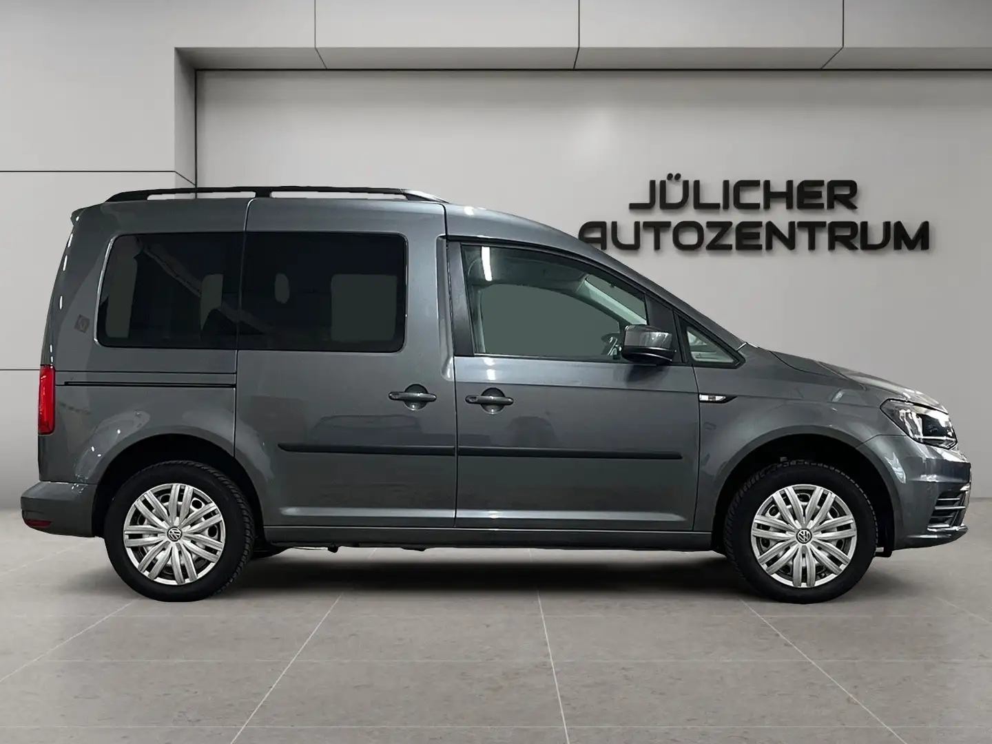Volkswagen Caddy 1.4 TSI DSG Trendline BMT, 2.Hand, Rentner Grau - 2