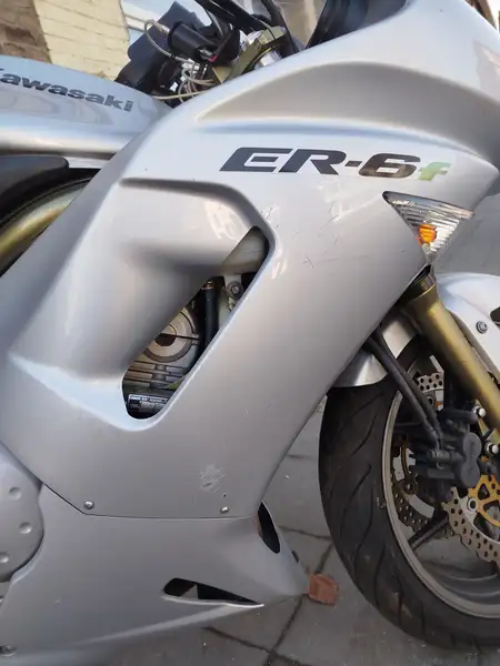 Kawasaki ER - 6 F - foto 8