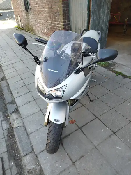 Kawasaki ER - 6 F - foto 4