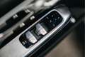 Mercedes-Benz GLC 300 300e 4MATIC AMG Line | Pano | Stoelverwarming | 36 Gris - thumbnail 26