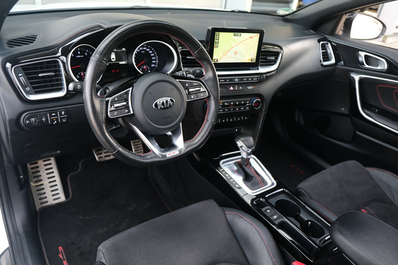 Kia ProCeed / pro_cee'd 1.6 T-GDI GT AUT 204 PK Pano Navi Cam Led Cruise L — photo 3