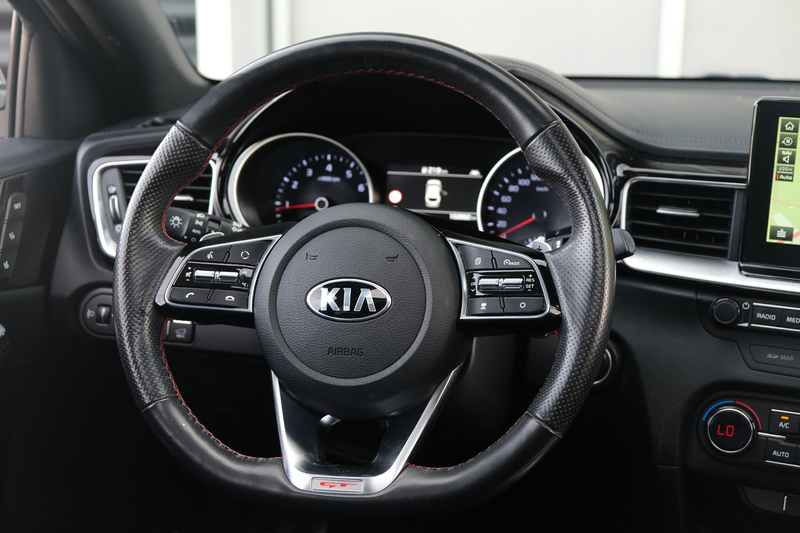 Kia ProCeed / pro_cee'd 1.6 T-GDI GT AUT 204 PK Pano Navi Cam Led Cruise L — photo 12