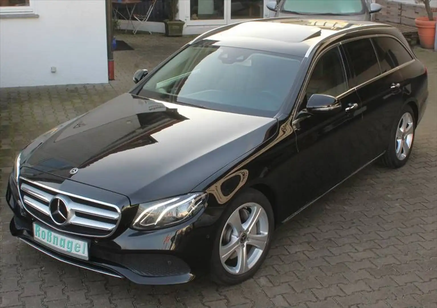 Mercedes-Benz E 350 d T-Kombi Avantgarde Comand Leder AHK Negro - 1
