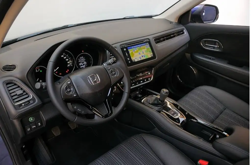Honda HR-V 2019 из Европы — купить под ключ