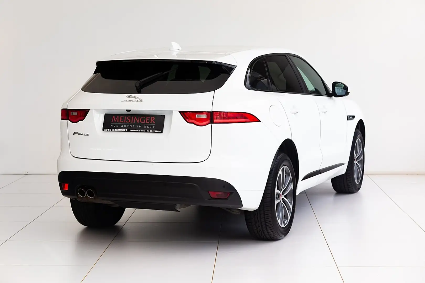 Jaguar F-Pace 20d AWD R-Sport Aut. Weiß - 2