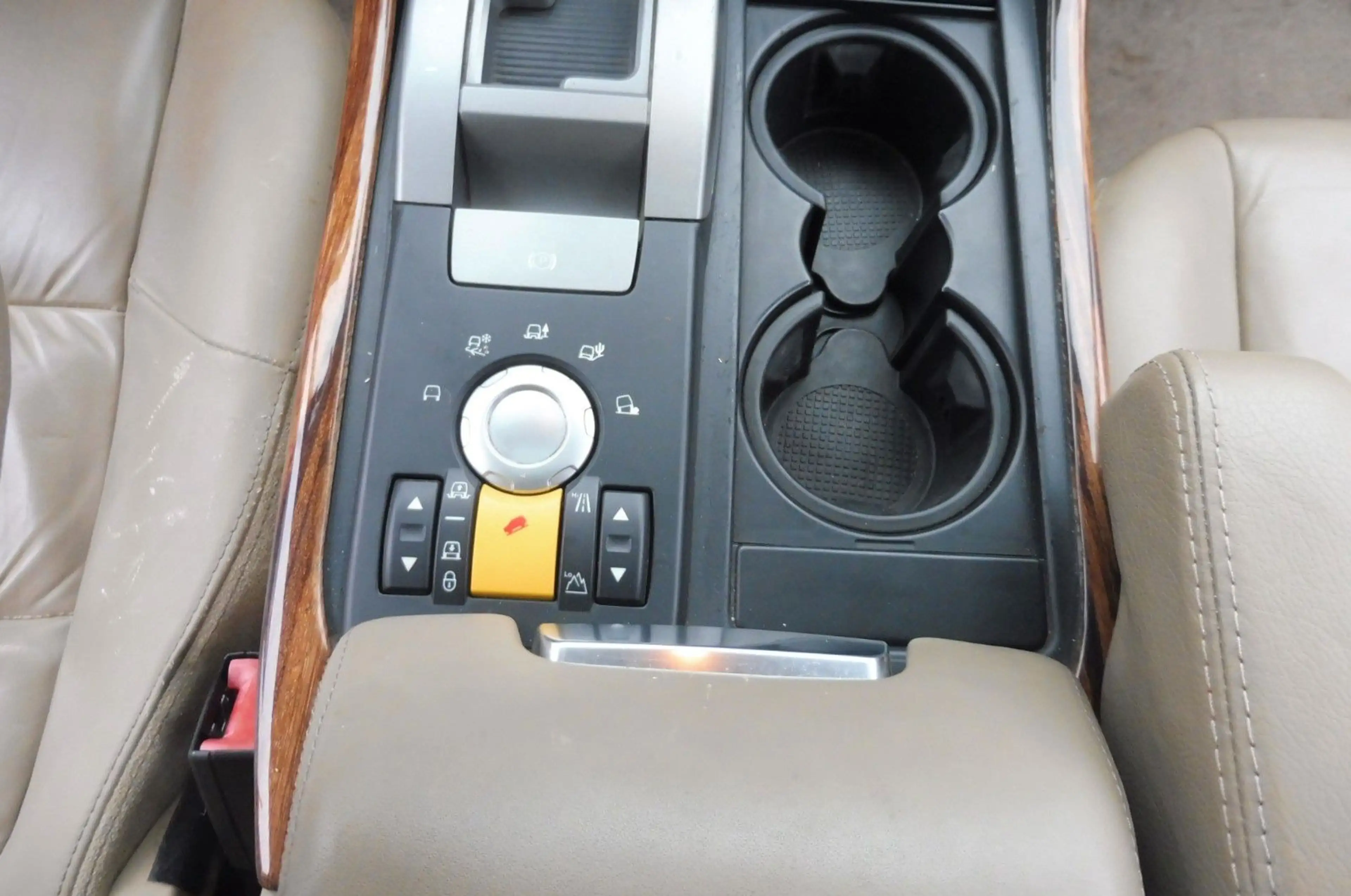 Land Rover Range Rover Sport Reimport fahrzeug (Dubai) — photo 15