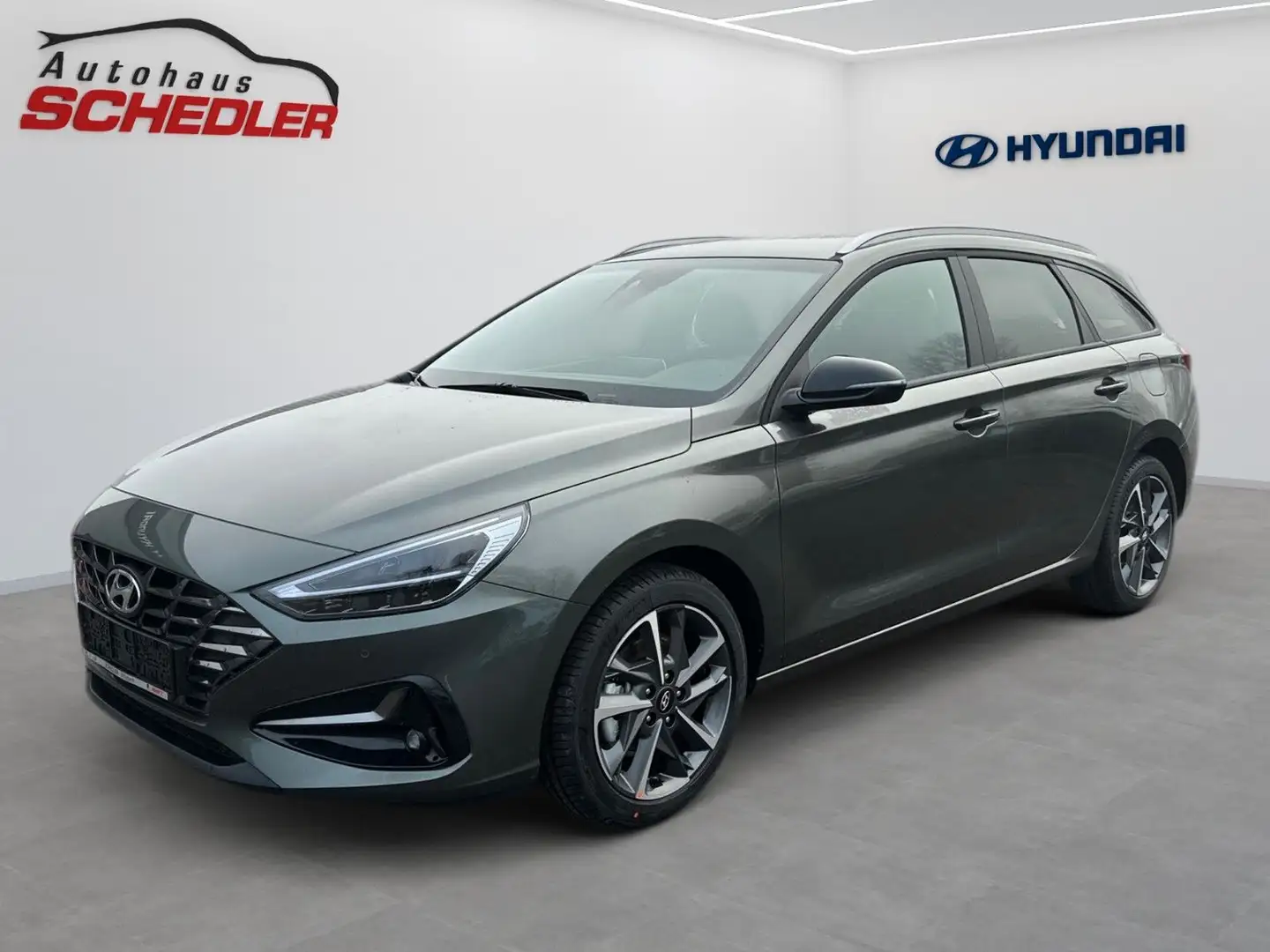 Hyundai i30 Kombi 1.0 T-GDI MJ23 Connect & Go Automatik Gris - 1