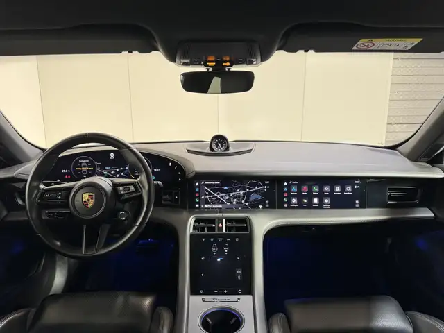 Porsche Taycan view 11