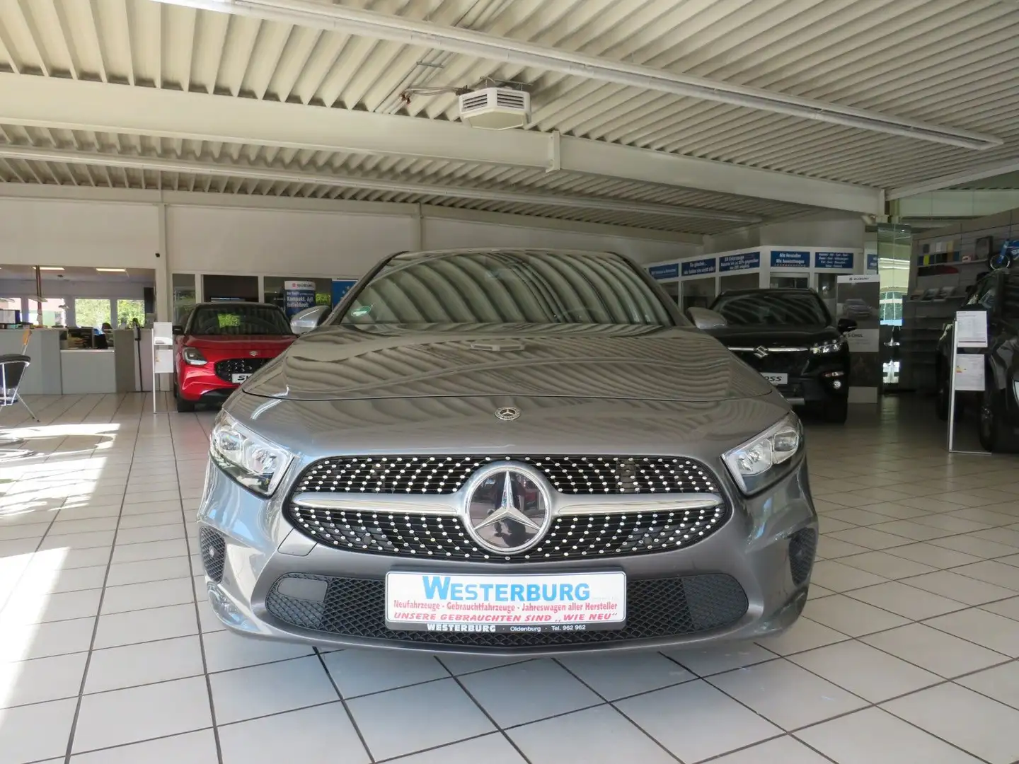 Mercedes-Benz A 200 "Progressive" Automatik Grigio - 2