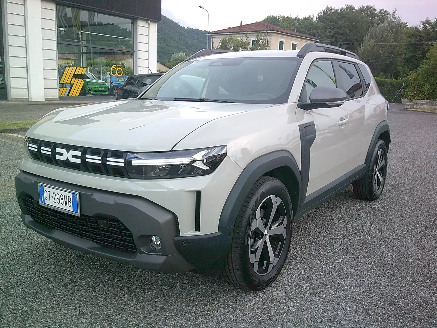 Dacia Duster Duster III 2024 1.6 hybrid Journey 140cv Beige - 1