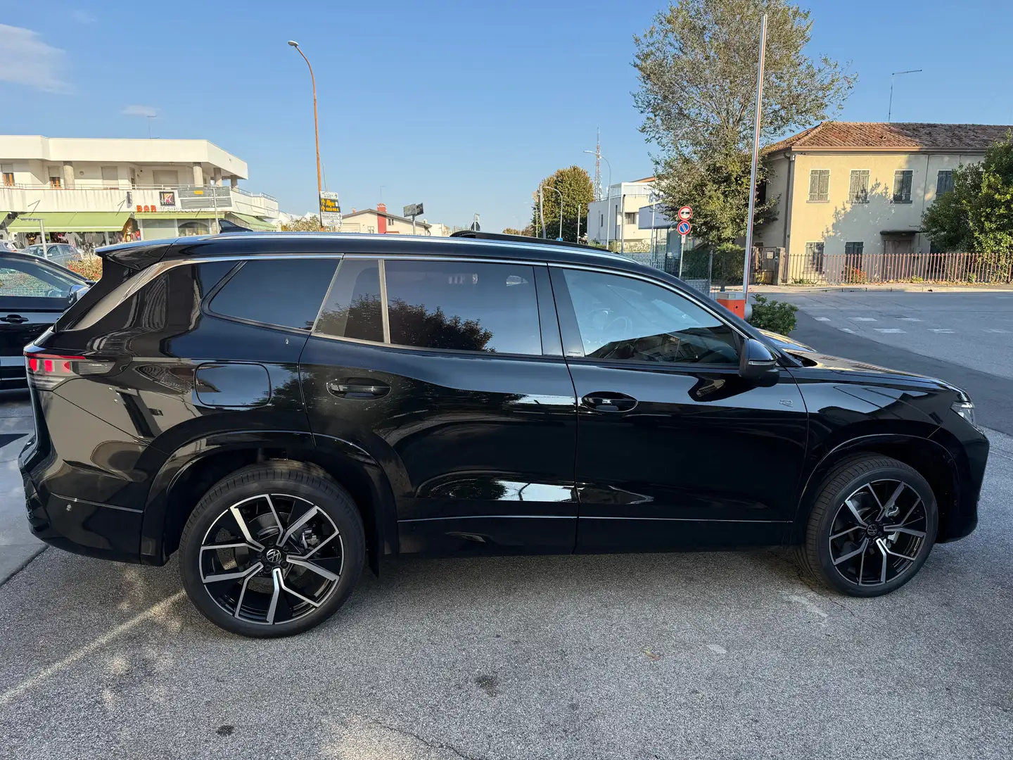 Volkswagen Tayron 2.0 tdi R-Line 4motion 193cv dsg Noir - 2