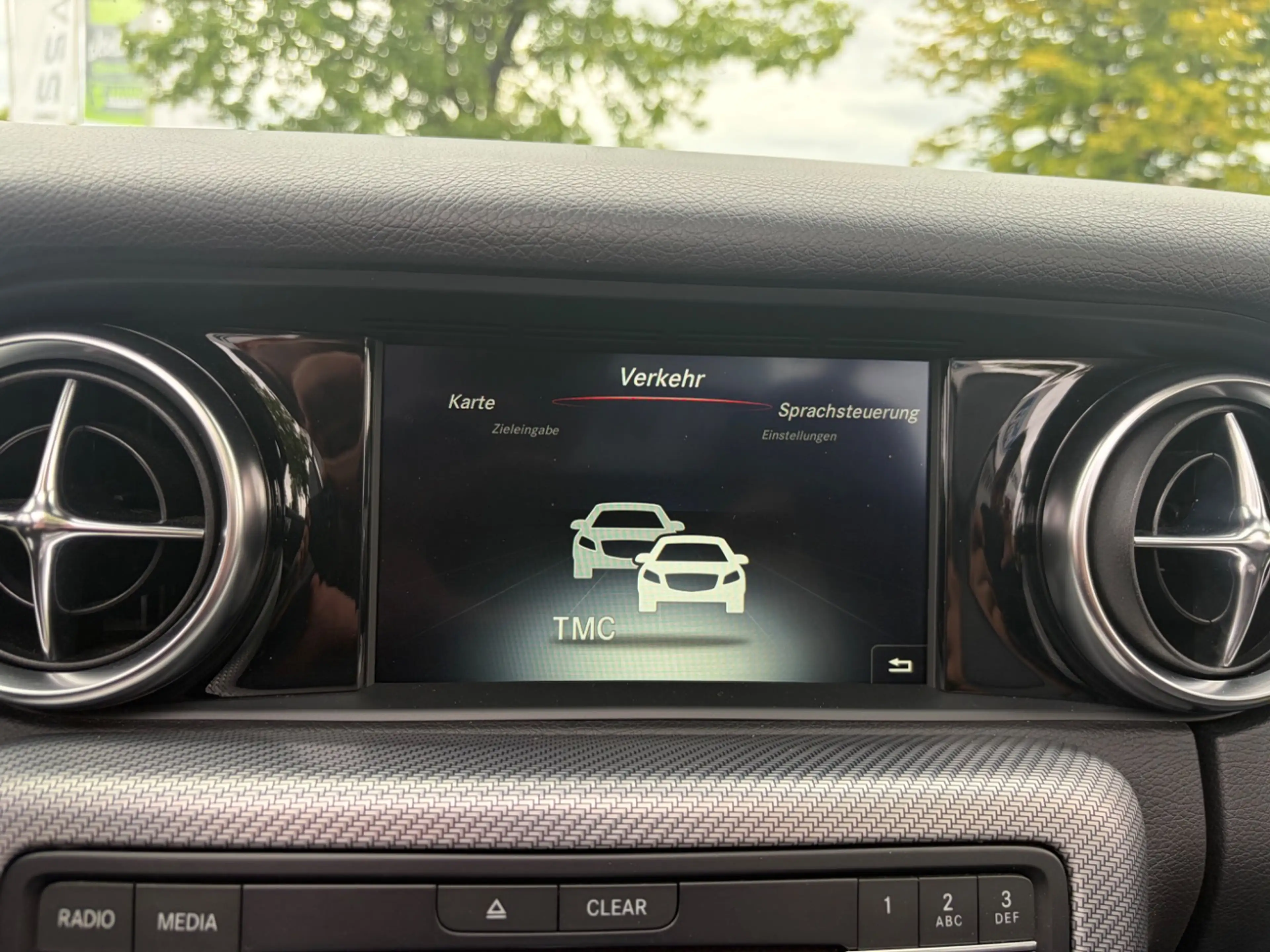 Mercedes-Benz SLC 200 AT PANO*LED*NAV*H&K*AIRSCARF*SHZ*PDC*LM18 — photo 14