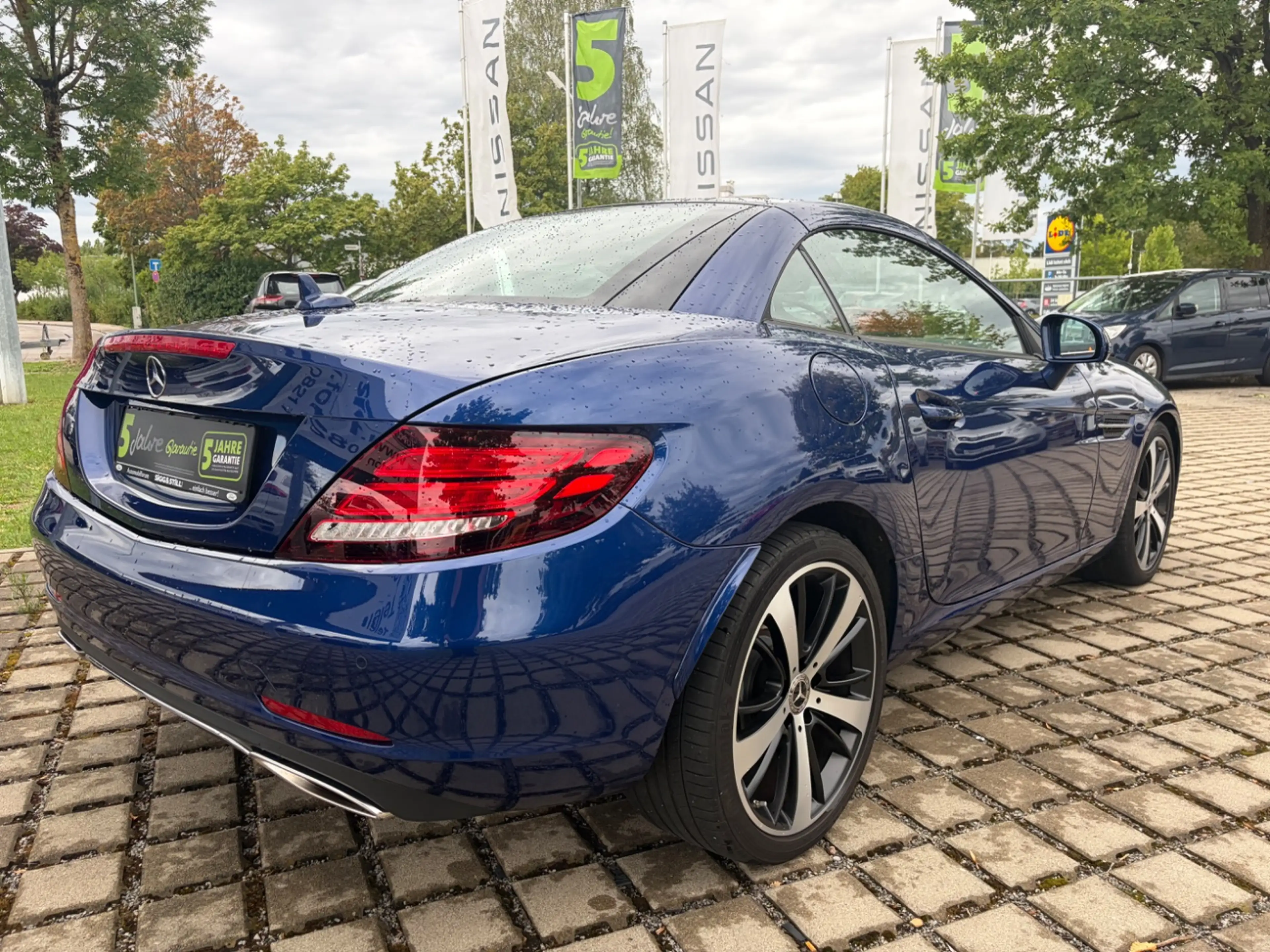 Mercedes-Benz SLC 200 AT PANO*LED*NAV*H&K*AIRSCARF*SHZ*PDC*LM18 — photo 5