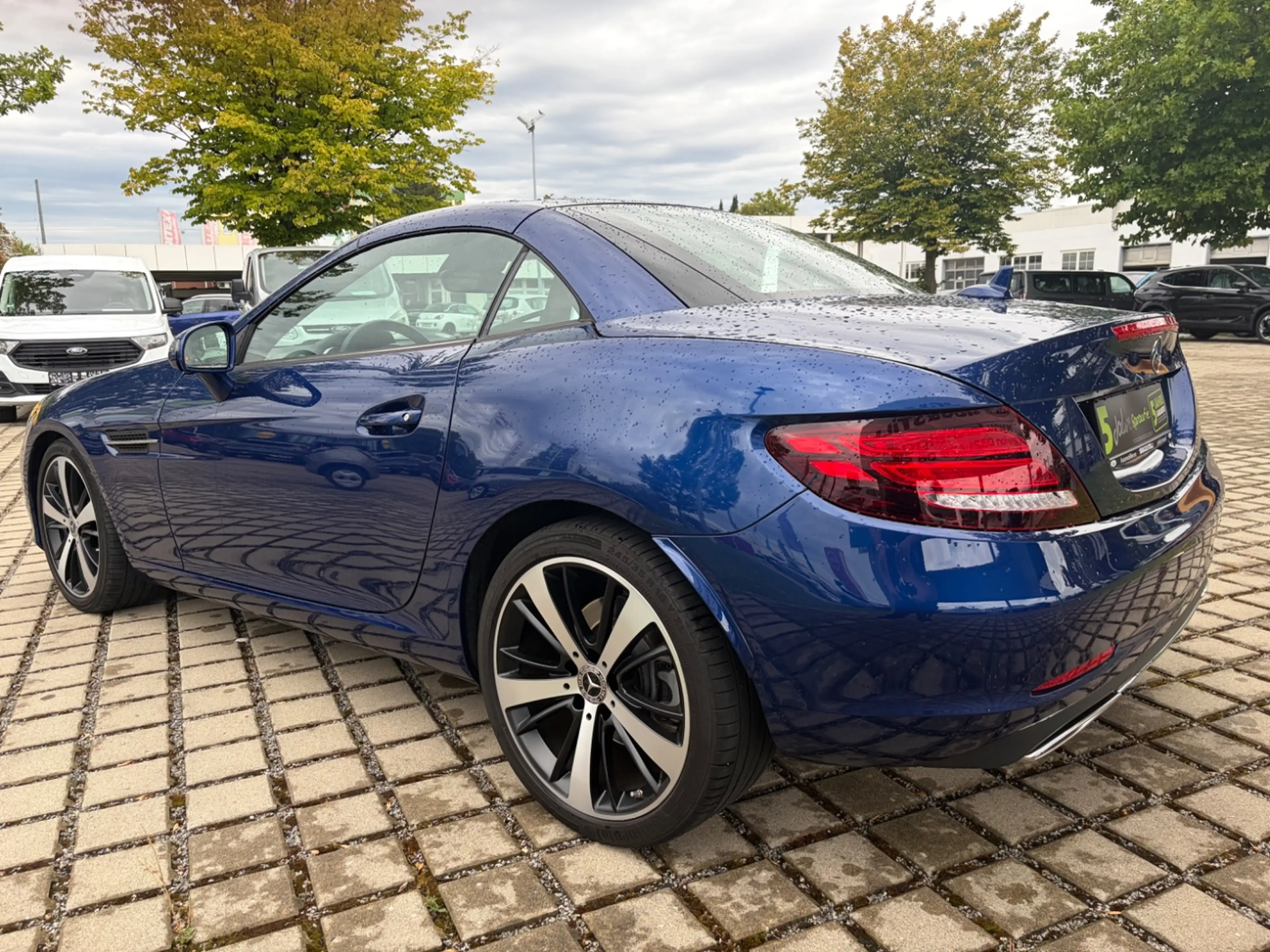 Mercedes-Benz SLC 200 AT PANO*LED*NAV*H&K*AIRSCARF*SHZ*PDC*LM18 — photo 7
