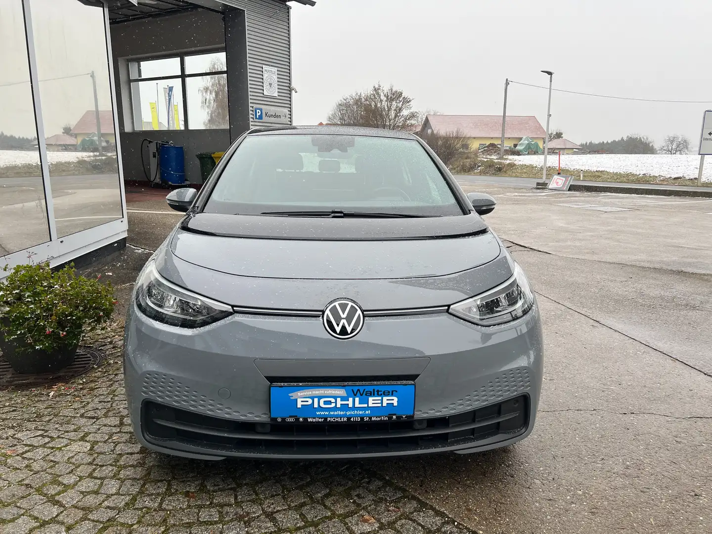 Volkswagen ID.3 Pro Performance 150 kW Life Grau - 2