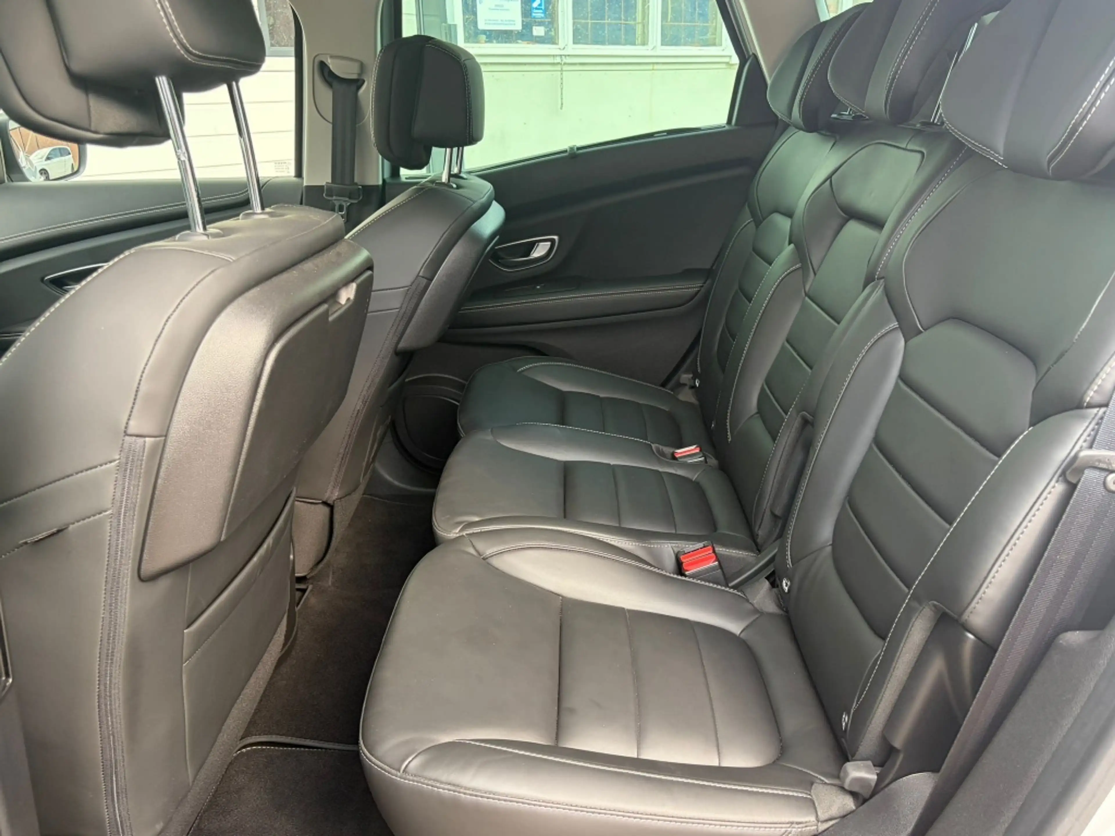 Renault Scenic 1.2 TCe Initiale Paris | Meest complete uitvoering — photo 16