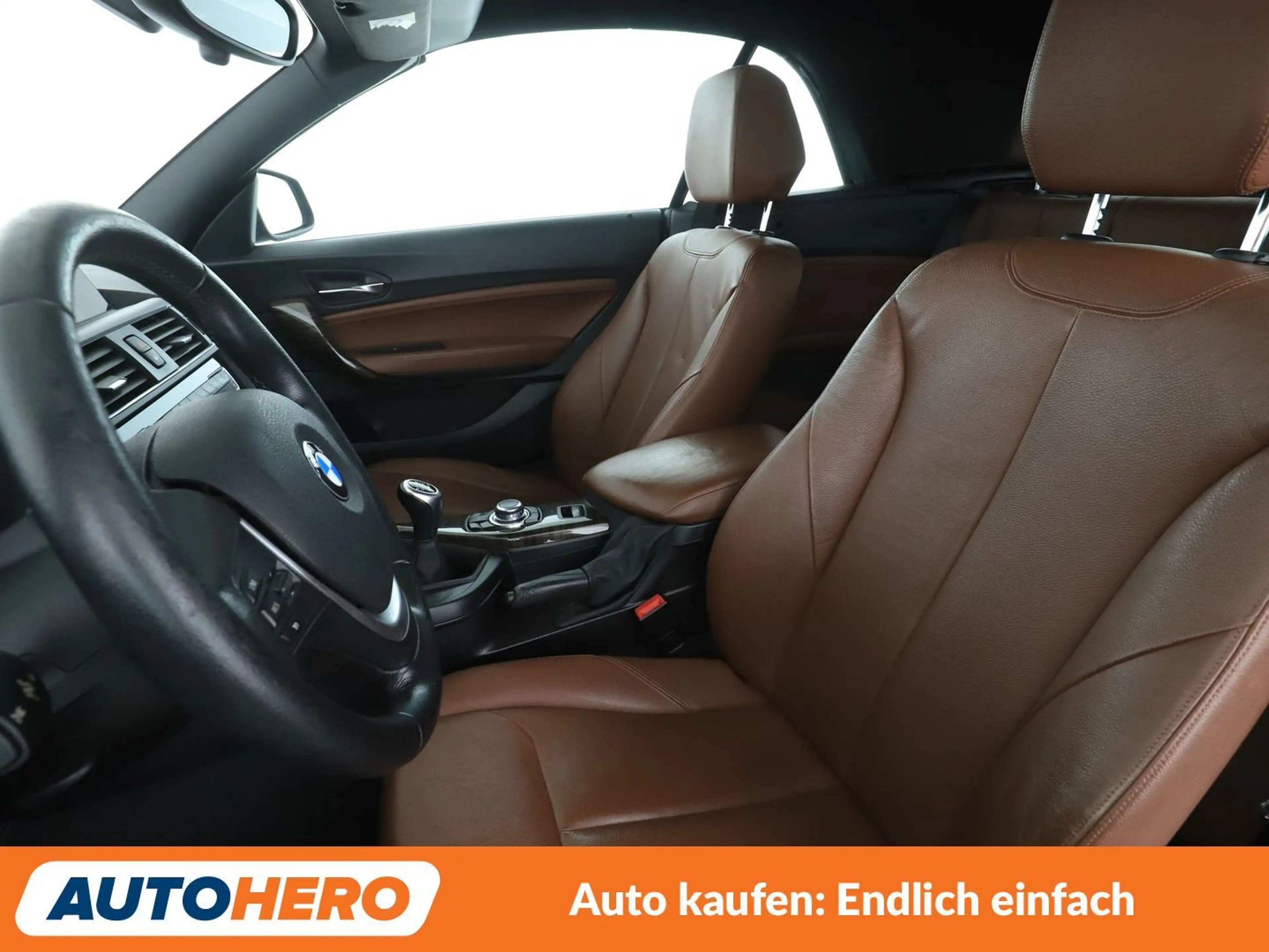 BMW 218 218i Luxury Line *NAVI*TEMPO*PDC*SHZ*KLIMA* — photo 10