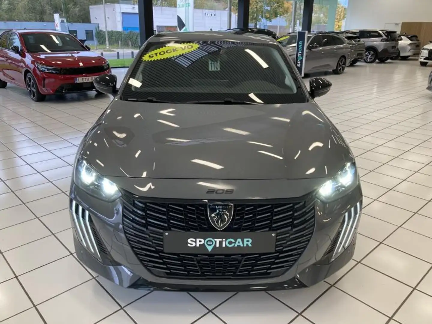 Peugeot 208 *** Allure MHEV --- Grau - 2