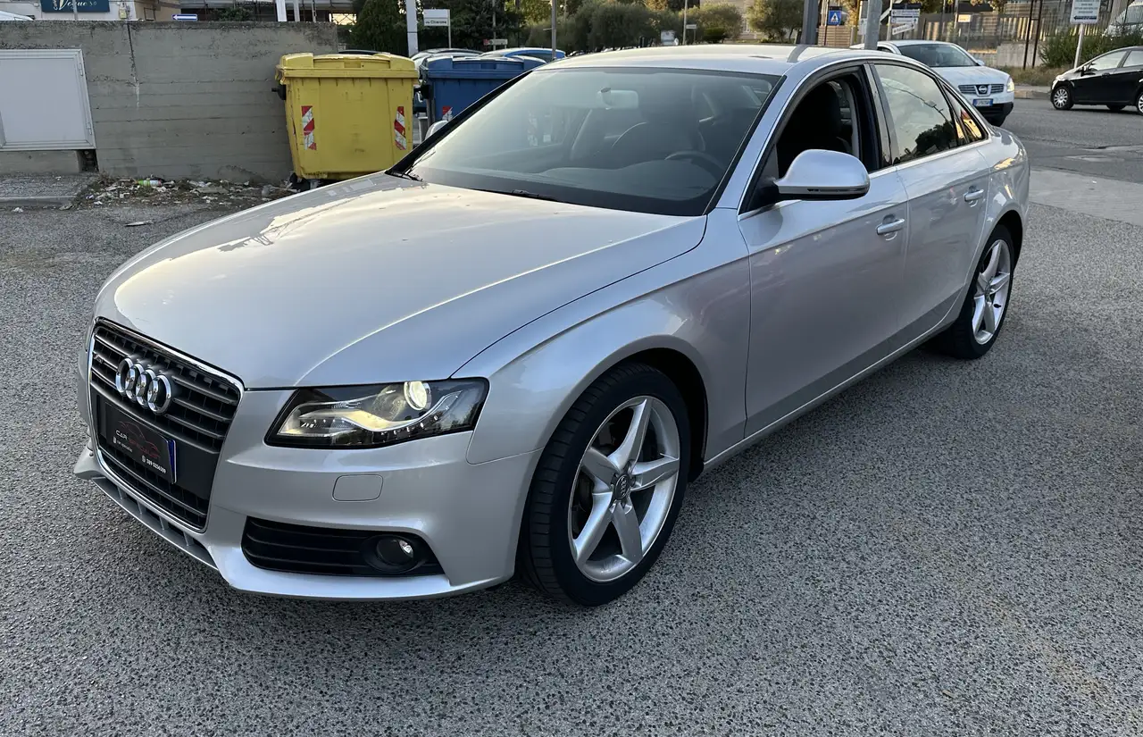 Audi A4 2.0 tdi S-line — photo 1 of 14