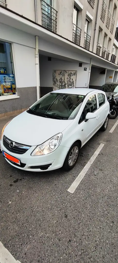 Opel Corsa 1.4 16V Automatik Edition Weiß - 2