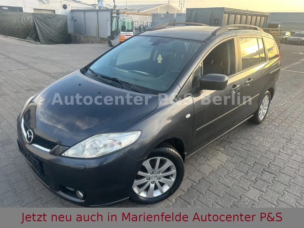 Mazda 5