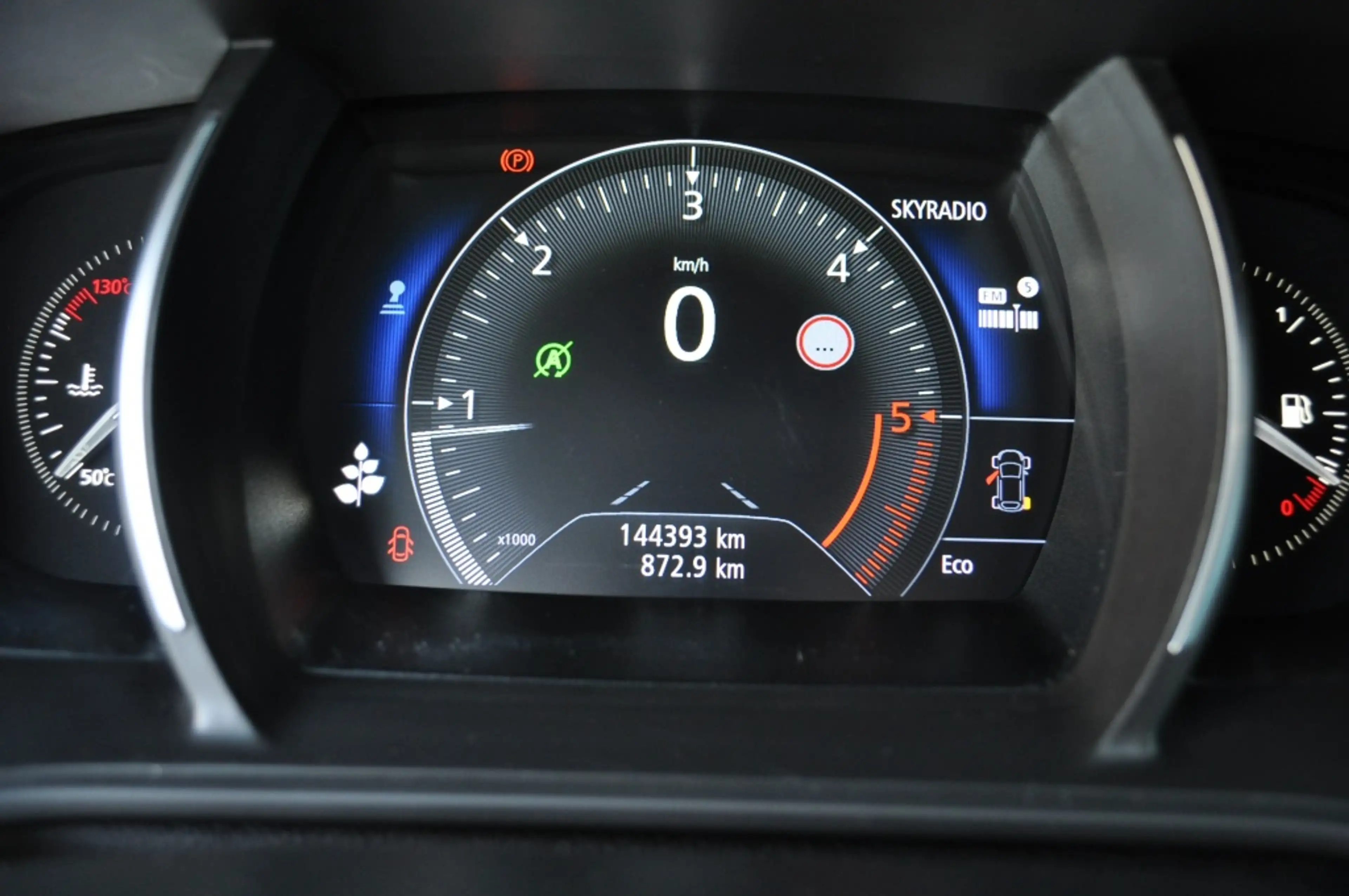 Renault Megane Estate 1.5 dCi Bose trh massage egtg — photo 13