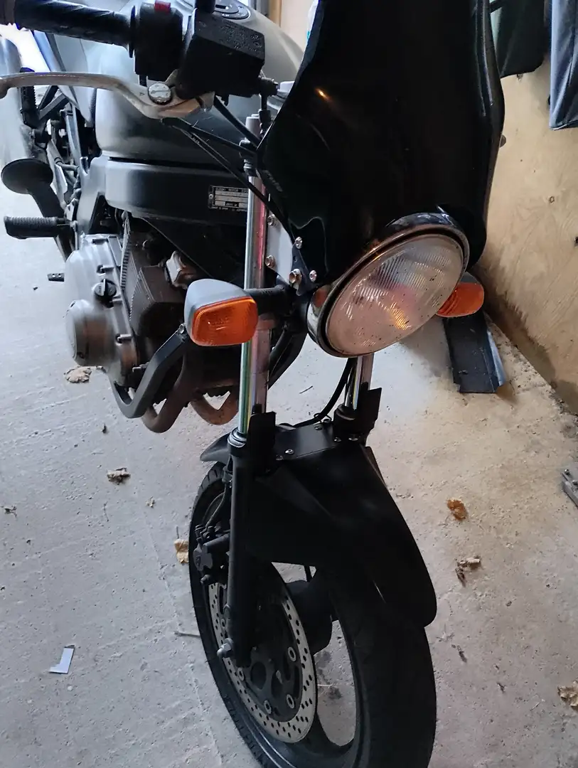 Suzuki GS 500 Gris - 1