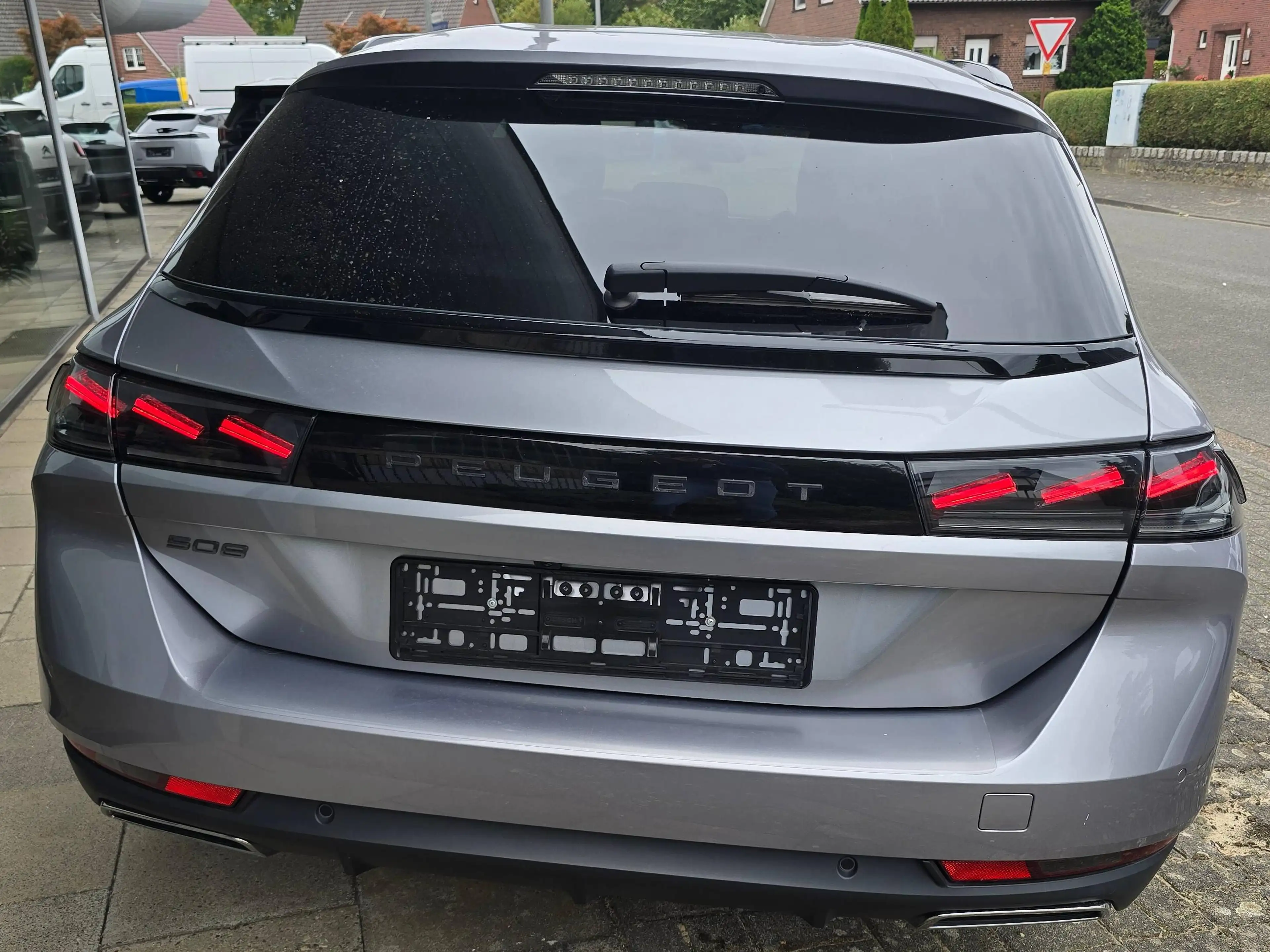 Peugeot 508 508 SW SW PureTech 130 EAT8 Allure — photo 3
