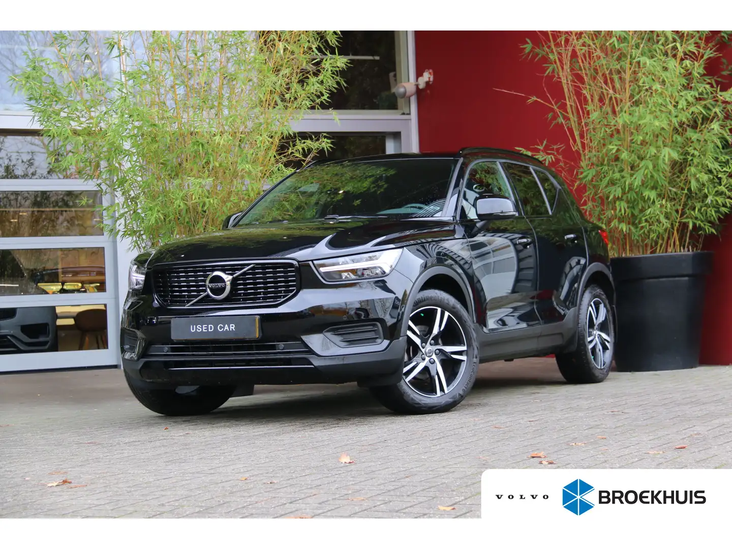 Volvo XC40 1.5 T3 R-Design | Trekhaak | Camera | Stoelverwarm Schwarz - 1