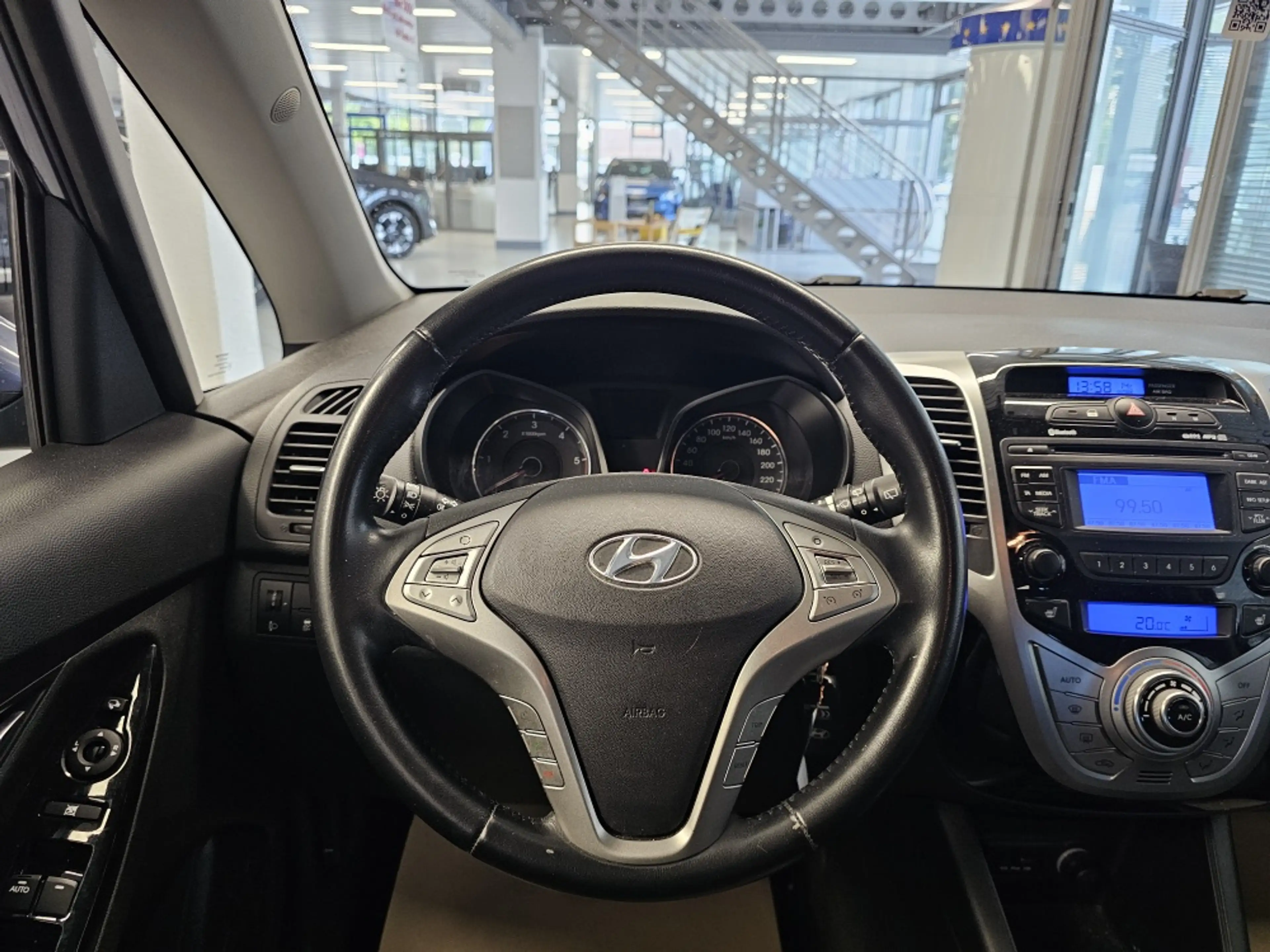 Hyundai iX20 1.Hand,AHK,Leder,Tempomat,PDC,Sitzheizung — photo 13