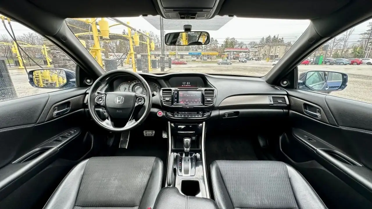 Honda Accord снимка Honda Accord