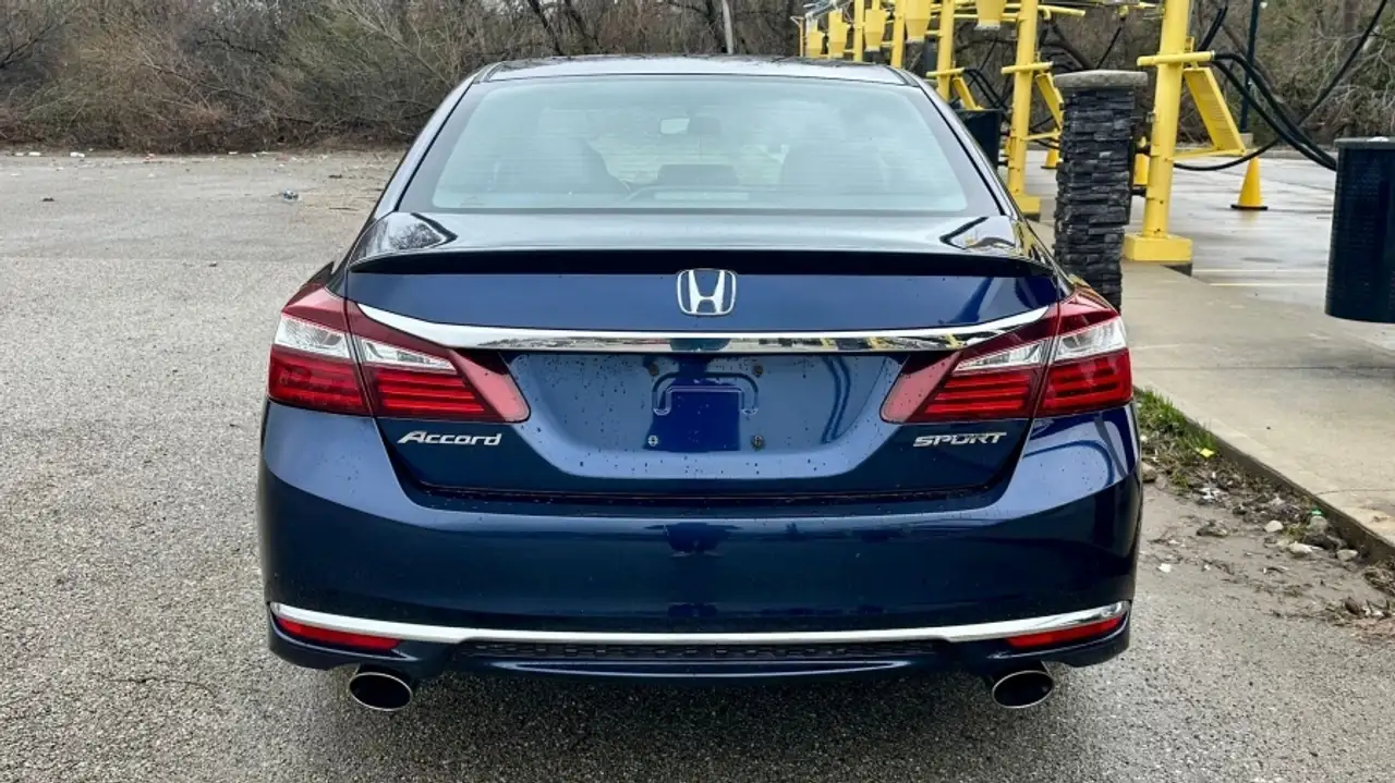 Honda Accord снимка Honda Accord