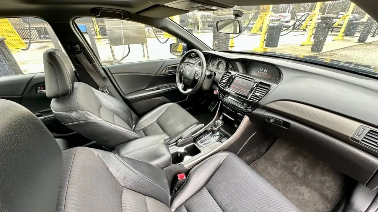 Honda Accord снимка Honda Accord